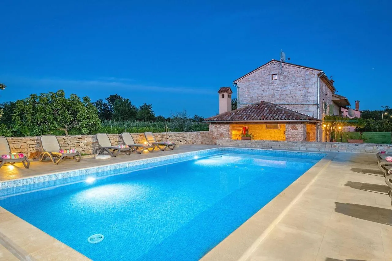 度假居 Holiday House Meri Svetvinčenat