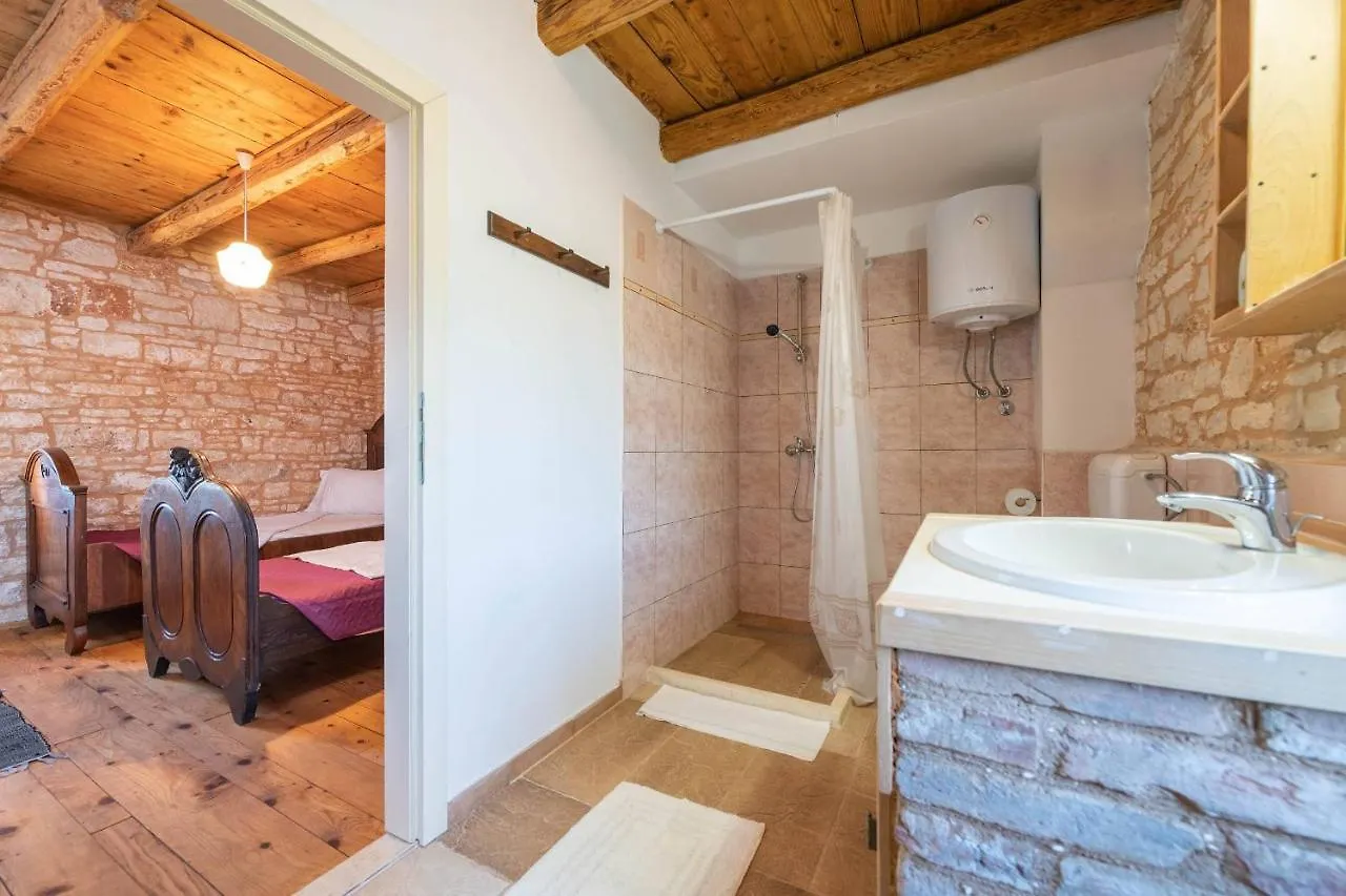 度假居 Holiday House Meri Svetvinčenat 克罗地亚