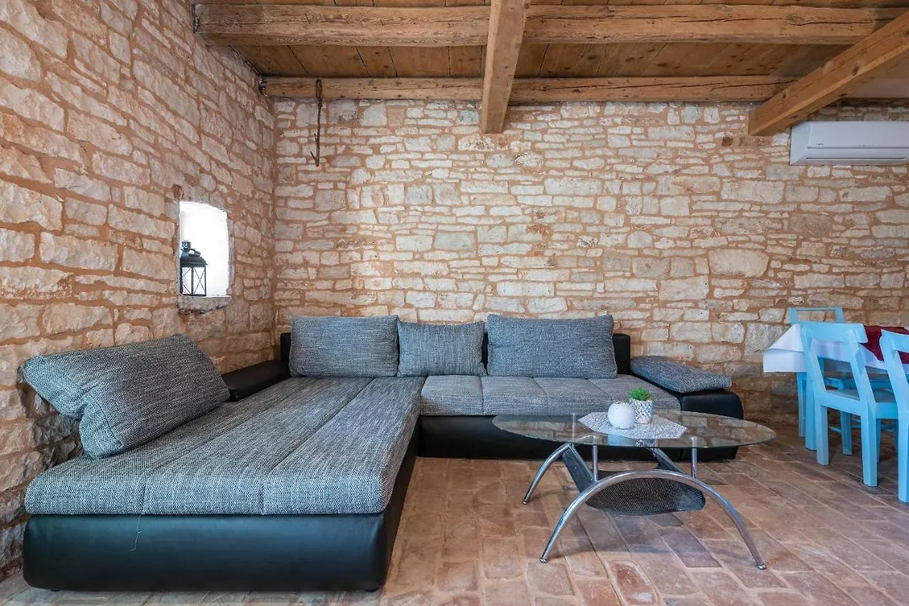 Holiday House Meri Svetvinčenat 0*,  克罗地亚